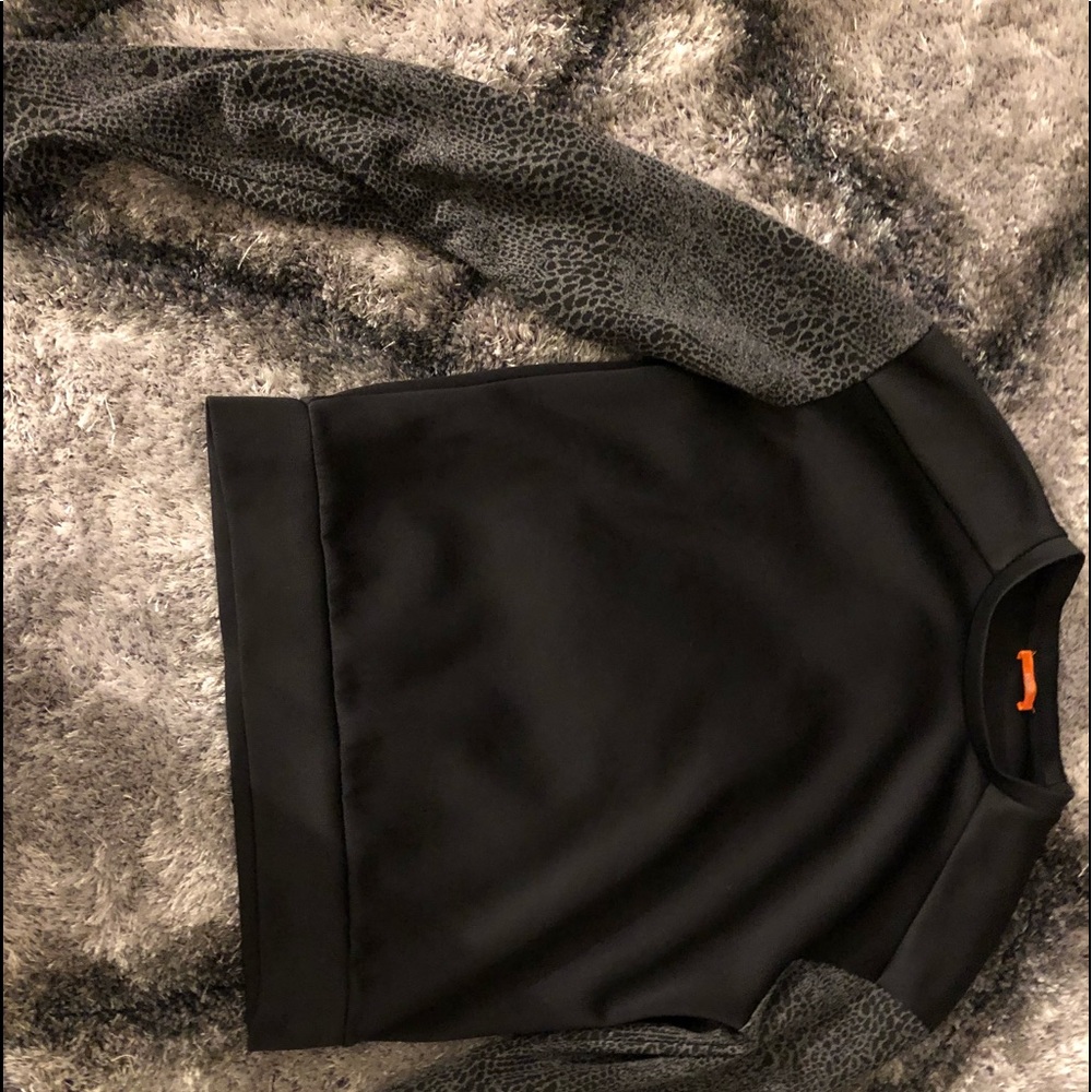 Black Designer sweatshirt